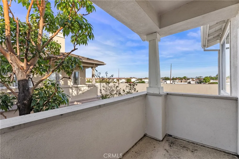 2936 Claremore Lane Los Alamitos, CA 90720