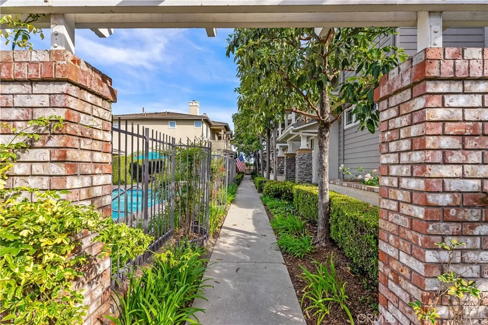 2936 Claremore Lane Los Alamitos, CA 90720
