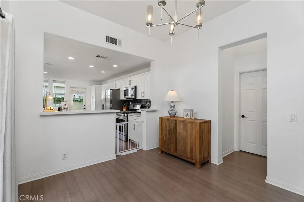 2936 Claremore Lane Los Alamitos, CA 90720