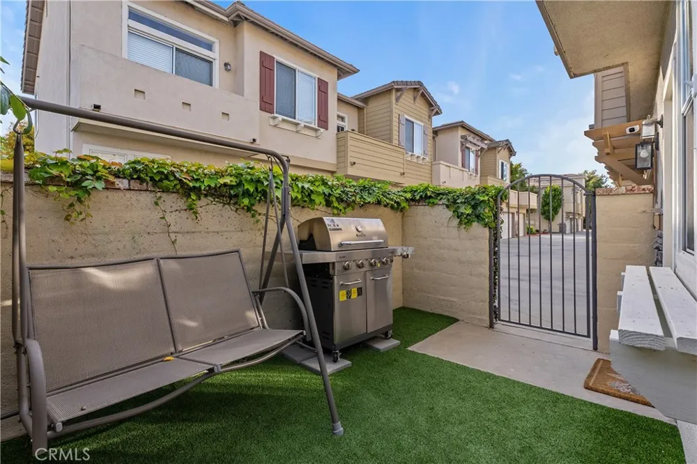 2936 Claremore Lane Los Alamitos, CA 90720