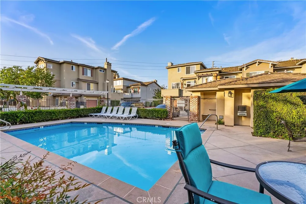 2936 Claremore Lane Los Alamitos, CA 90720