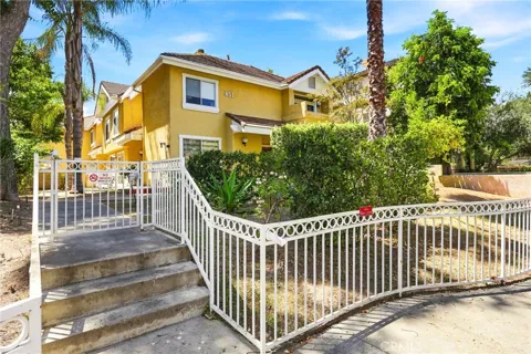 451 S Oakland Avenue #2