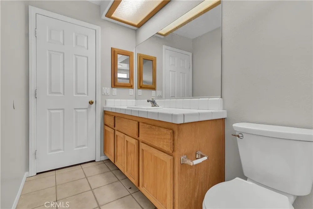 13473 Rochester Phelan, CA 92371