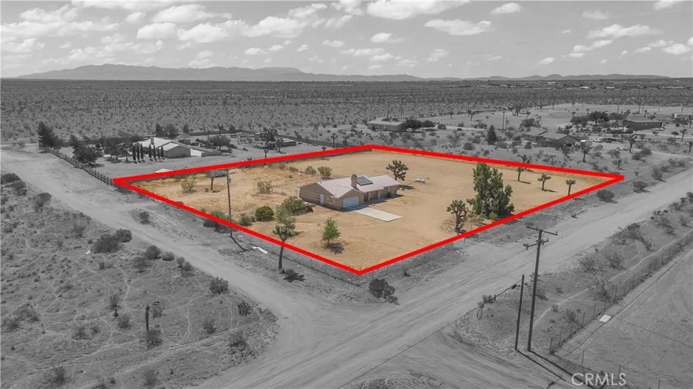 13473 Rochester Phelan, CA 92371
