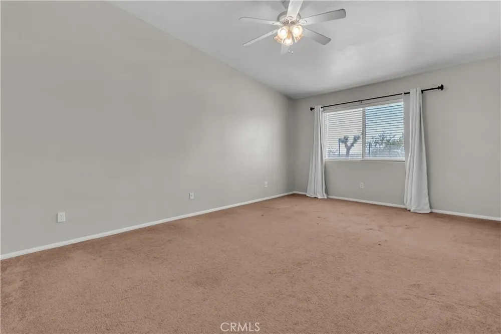 13473 Rochester Phelan, CA 92371