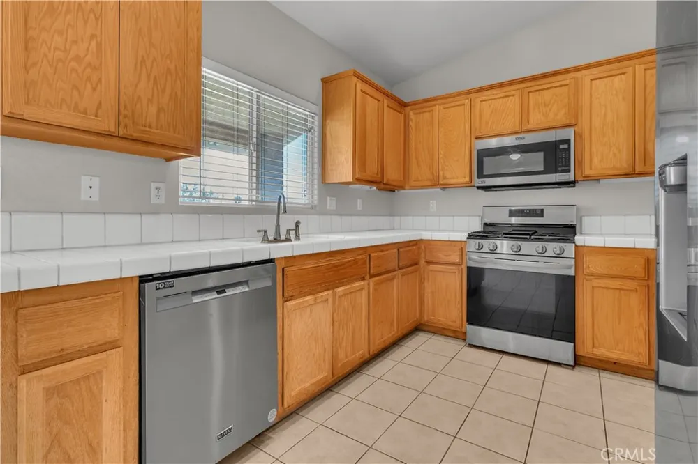 13473 Rochester Phelan, CA 92371