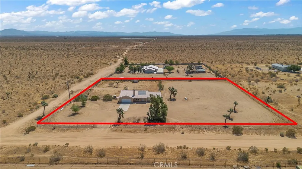 13473 Rochester Phelan, CA 92371