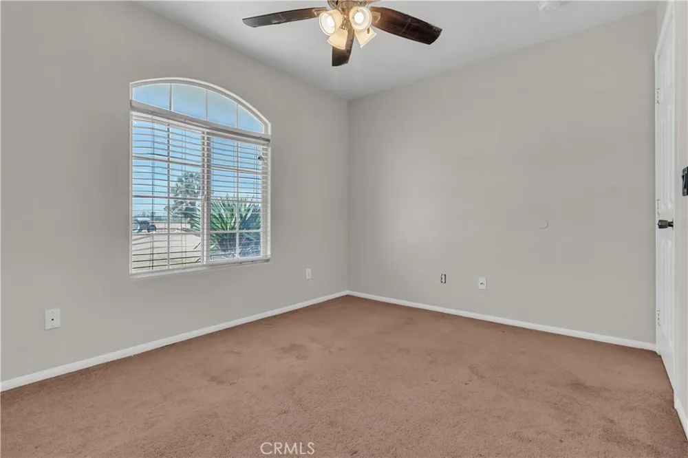 13473 Rochester Phelan, CA 92371