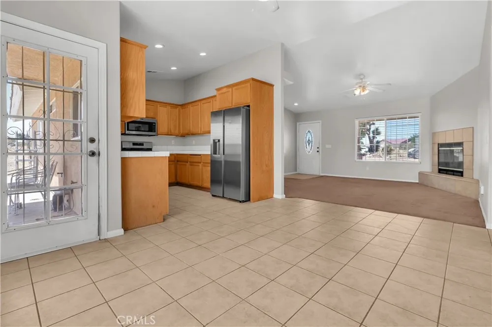 13473 Rochester Phelan, CA 92371