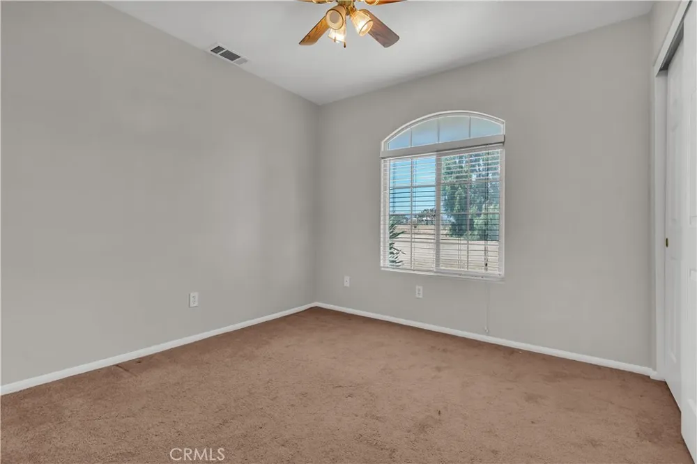 13473 Rochester Phelan, CA 92371