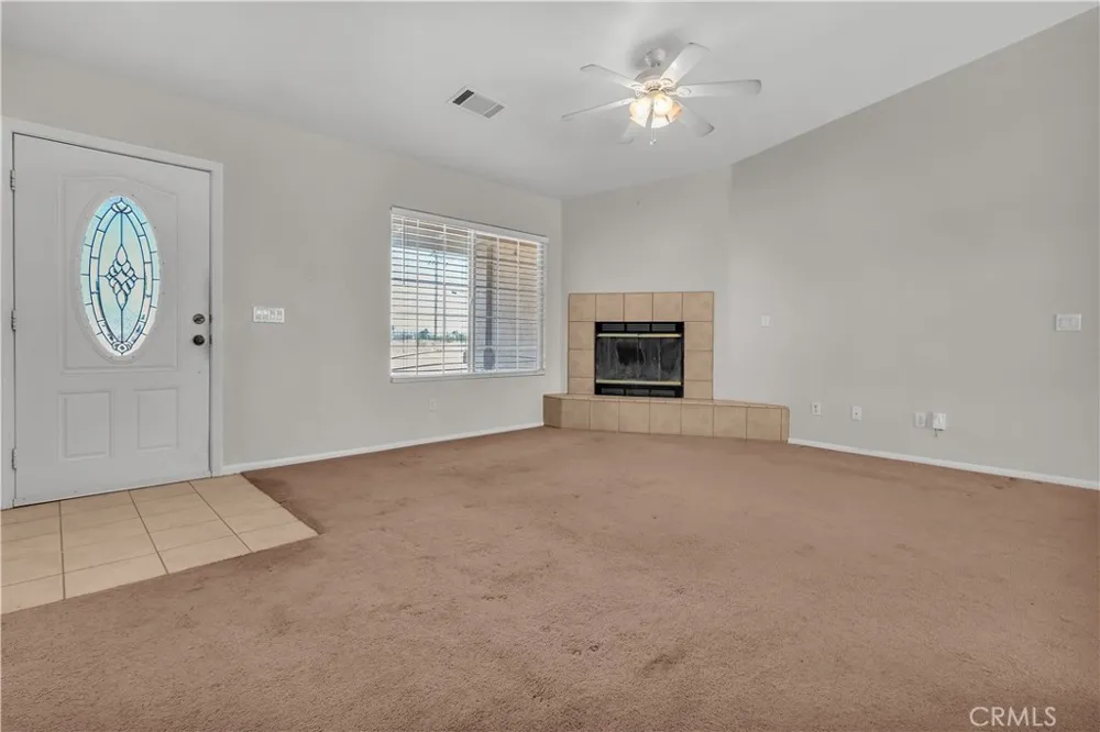 13473 Rochester Phelan, CA 92371