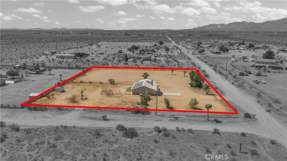 13473 Rochester Phelan, CA 92371