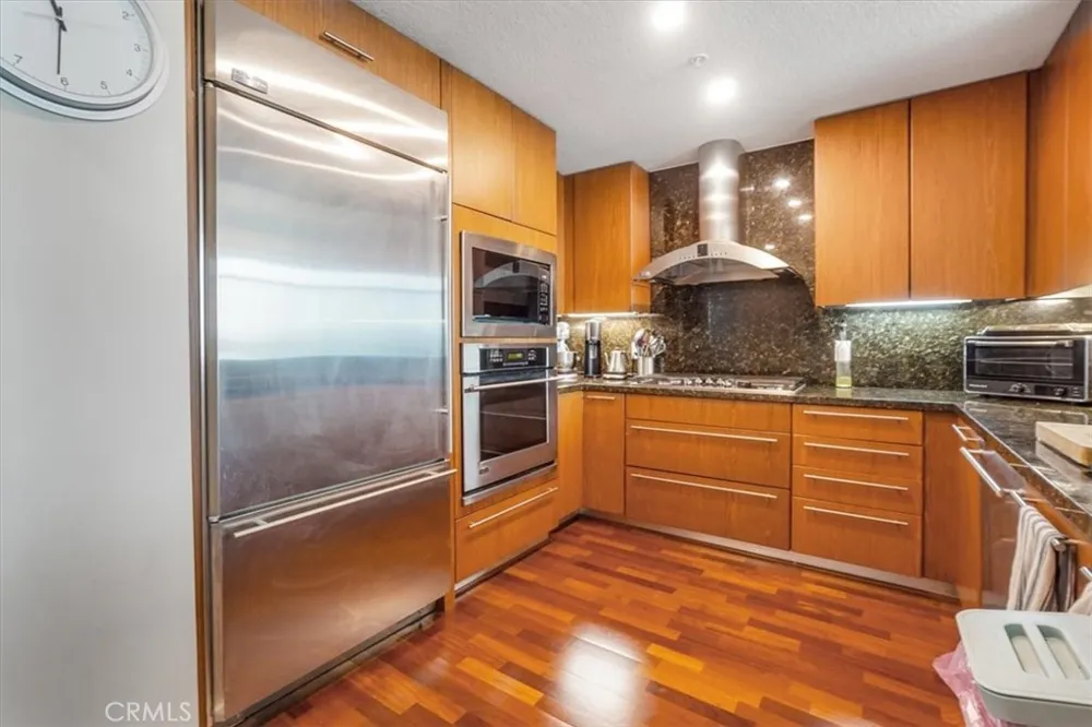 3141 Michelson Irvine, CA 92612