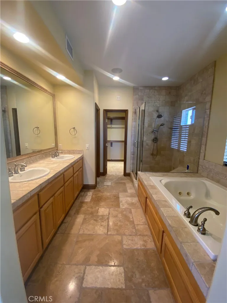 318 9th Street Huntington Beach, CA 92648