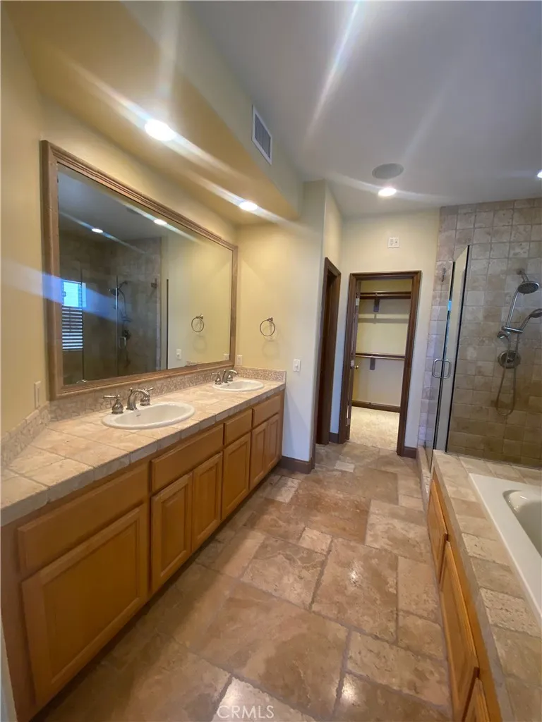 318 9th Street Huntington Beach, CA 92648
