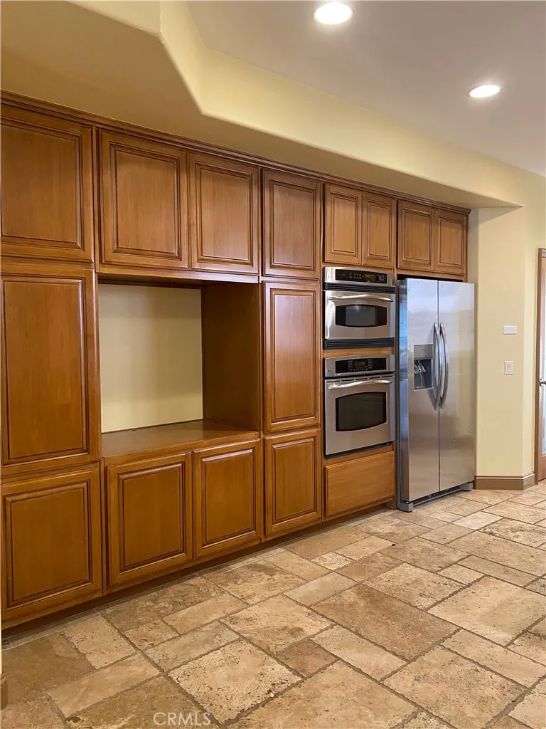 318 9th Street Huntington Beach, CA 92648