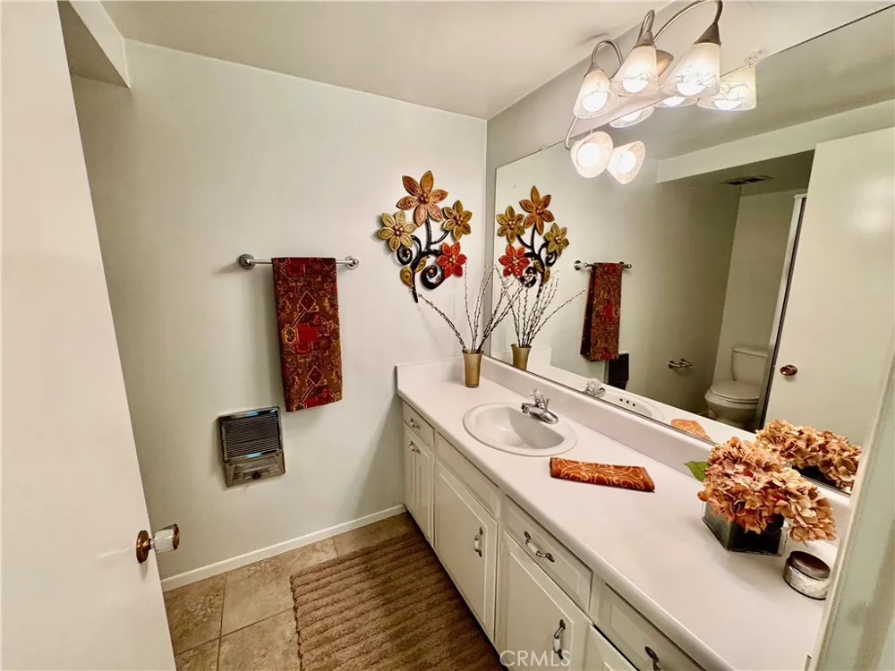 18 Via Castilla #C Laguna Woods, CA 92637