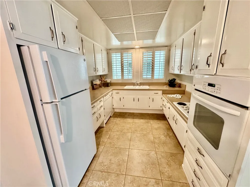 18 Via Castilla #C Laguna Woods, CA 92637
