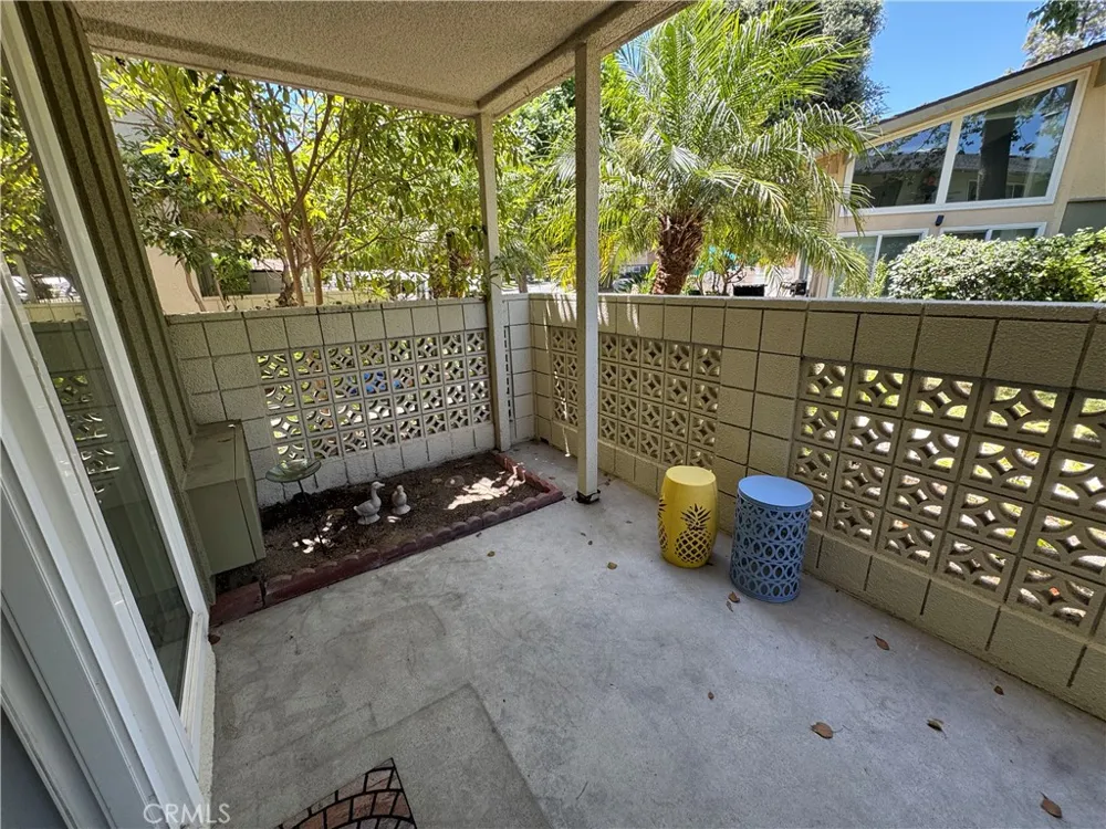 18 Via Castilla #C Laguna Woods, CA 92637