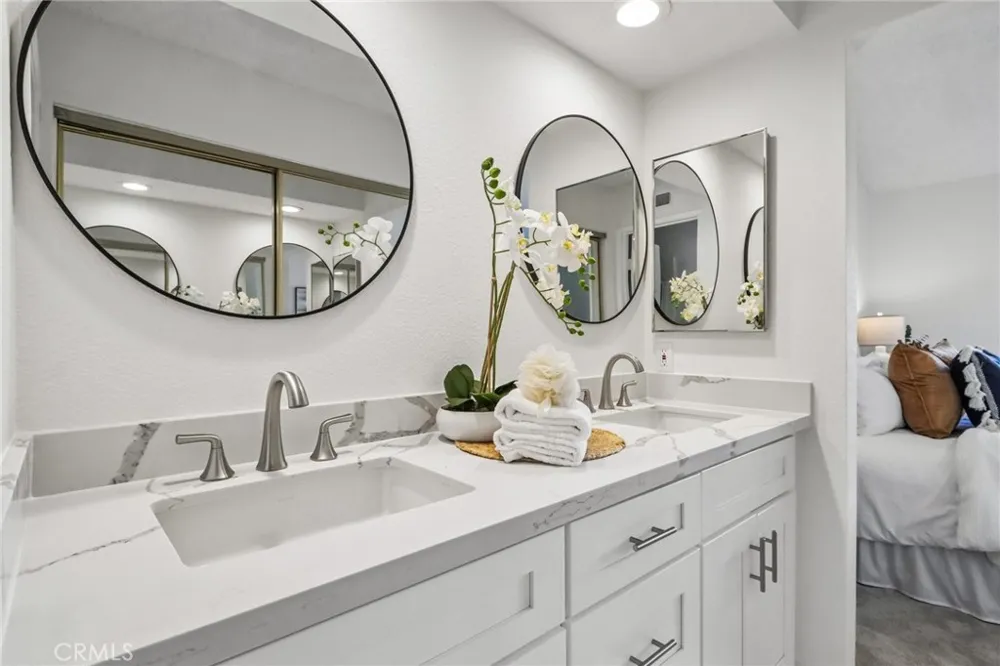 21954 Barbados Mission Viejo, CA 92692