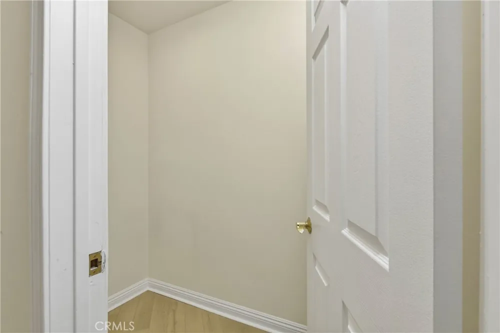 7152 Pomelo West Hills, CA 91307