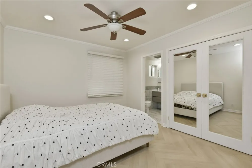 7152 Pomelo West Hills, CA 91307