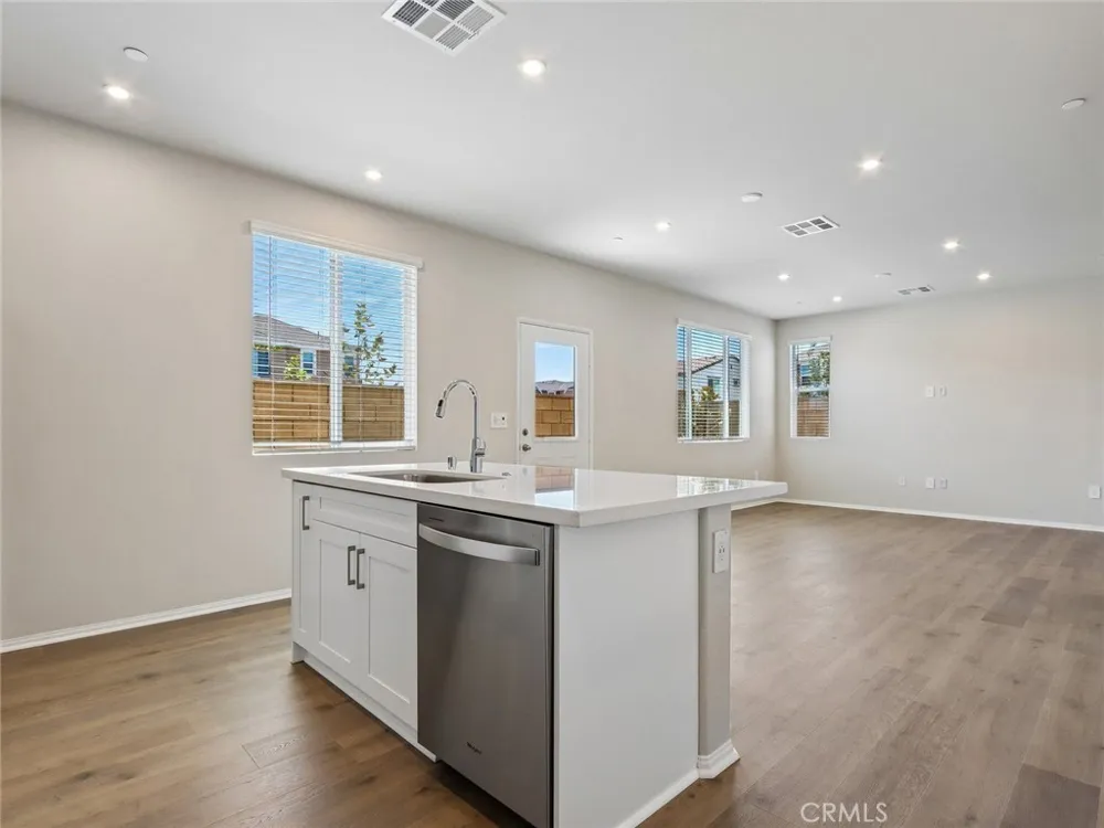 28309 Via Reserva Temecula, CA 92591