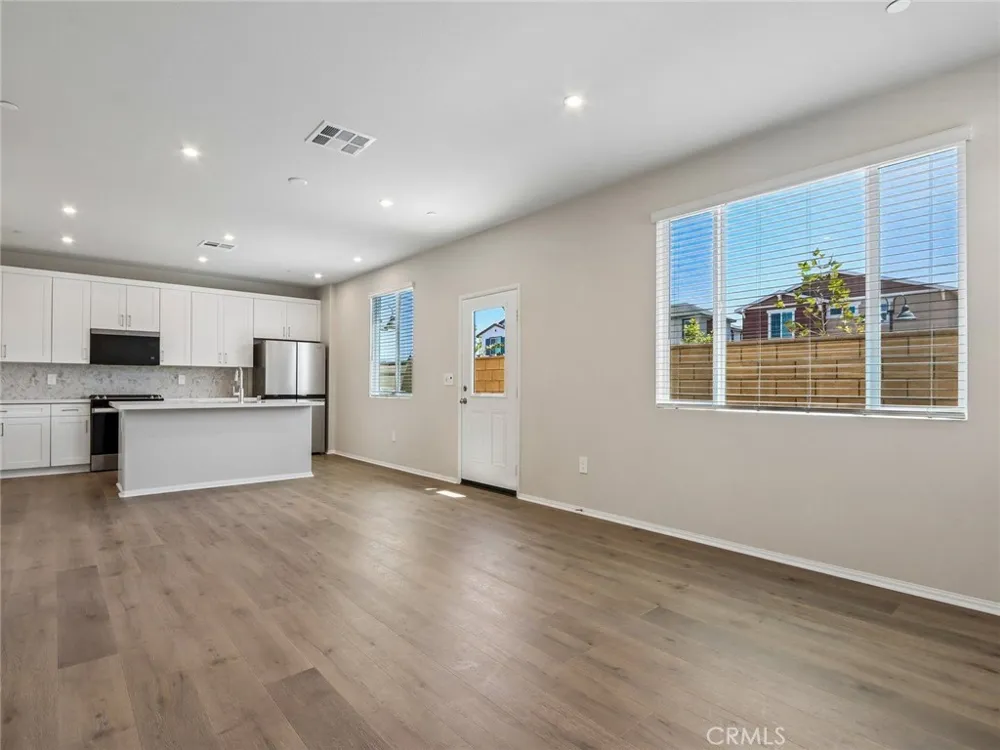 28309 Via Reserva Temecula, CA 92591