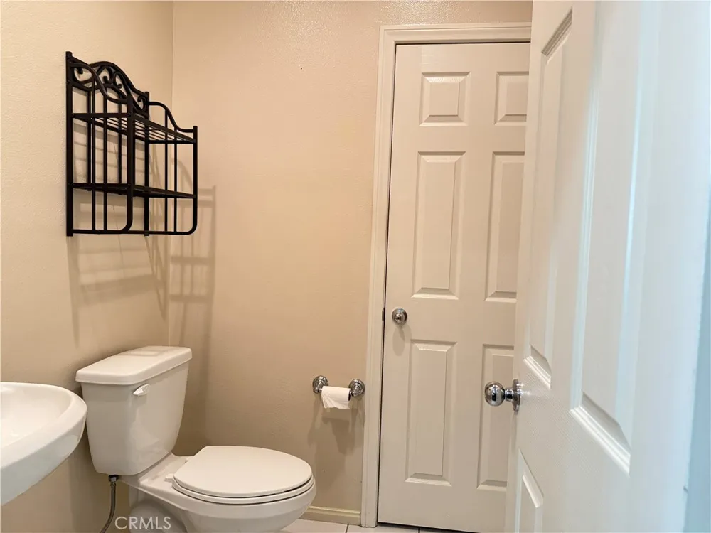 10510 Maple Santa Fe Springs, CA 90670