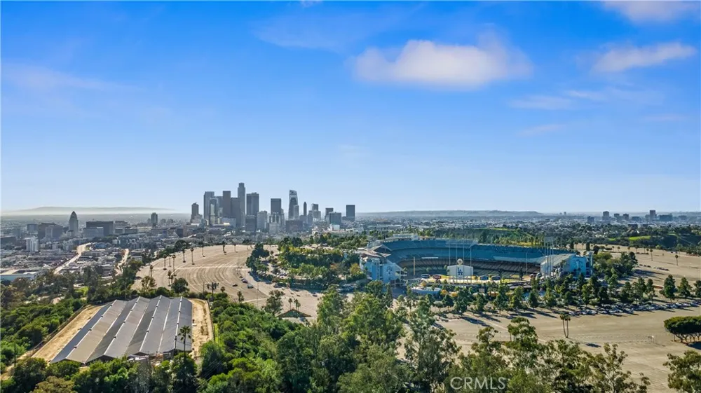 744 AMADOR Los Angeles, CA 90012