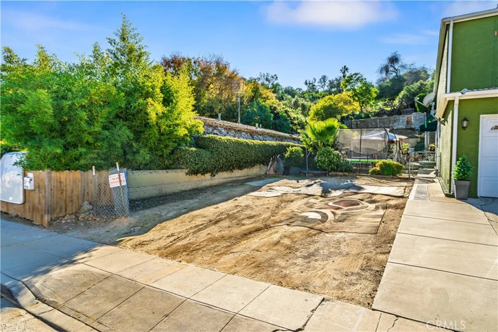 744 AMADOR Los Angeles, CA 90012