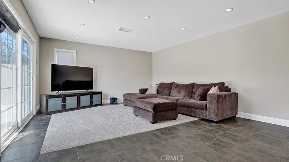 5062 Berkeley Westminster, CA 92683