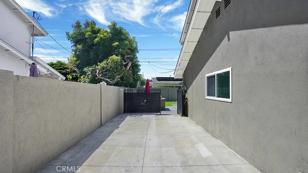 5062 Berkeley Westminster, CA 92683