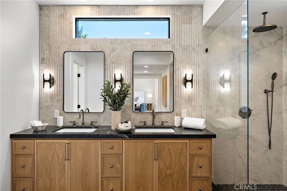 1700 Port Ashley Newport Beach, CA 92660