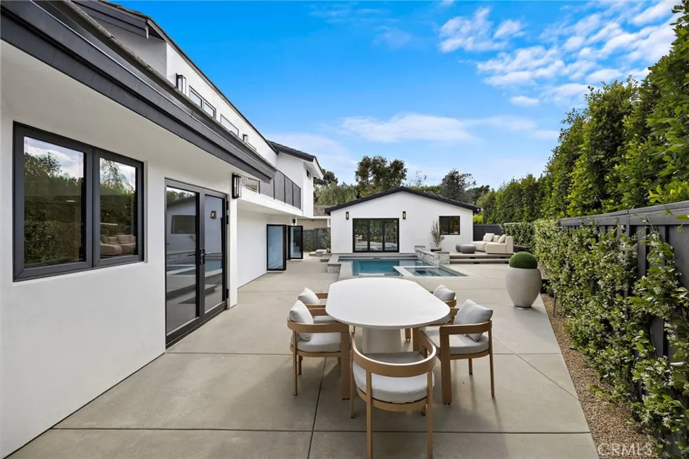 1700 Port Ashley Newport Beach, CA 92660