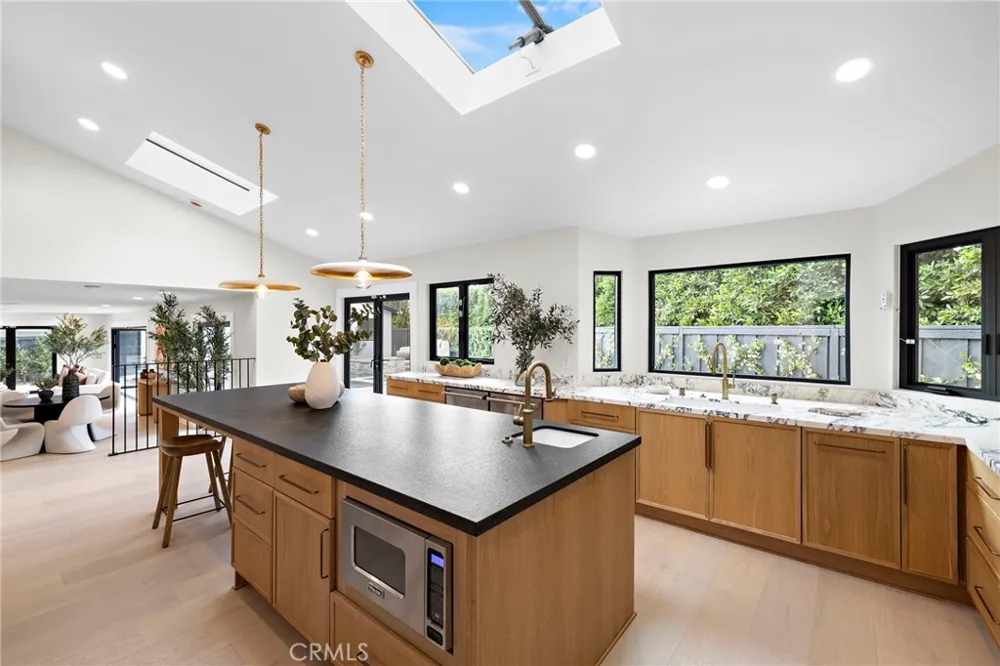 1700 Port Ashley Newport Beach, CA 92660