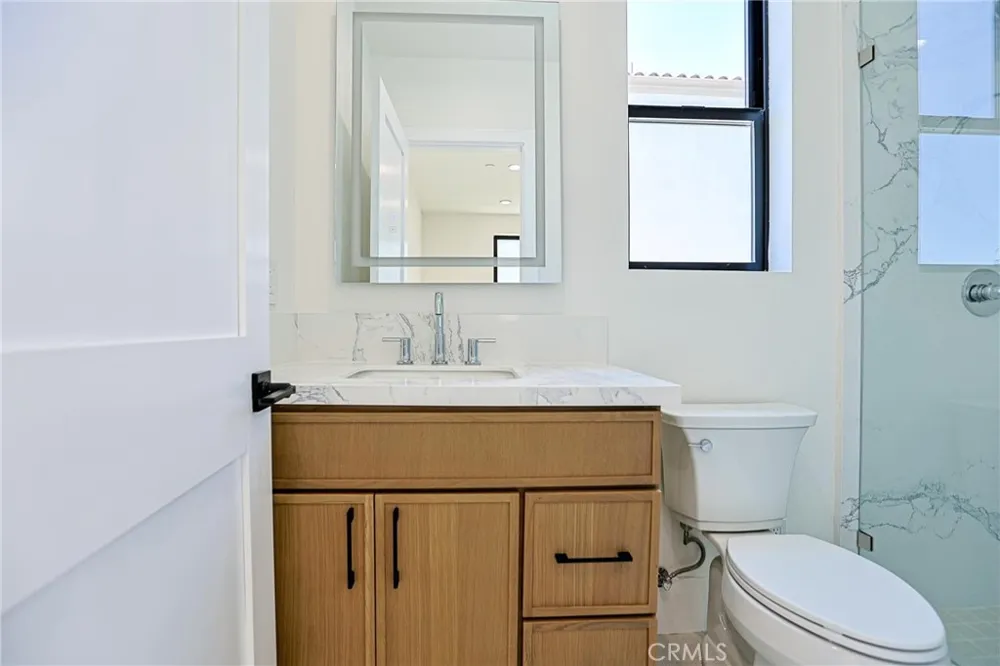 109 9th Huntington Beach, CA 92648