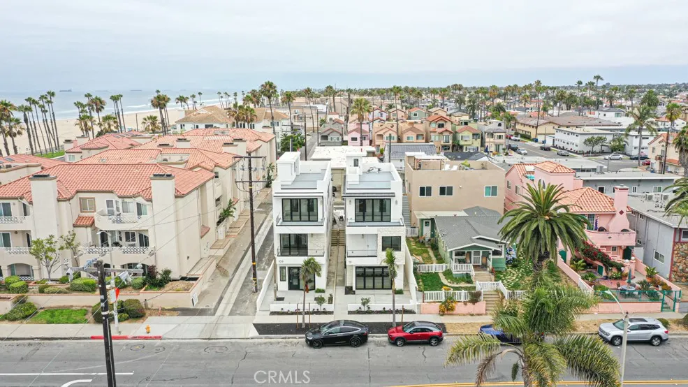 109 9th Huntington Beach, CA 92648