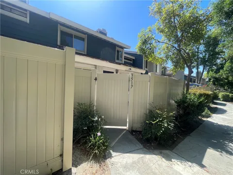 3517 Eucalyptus St