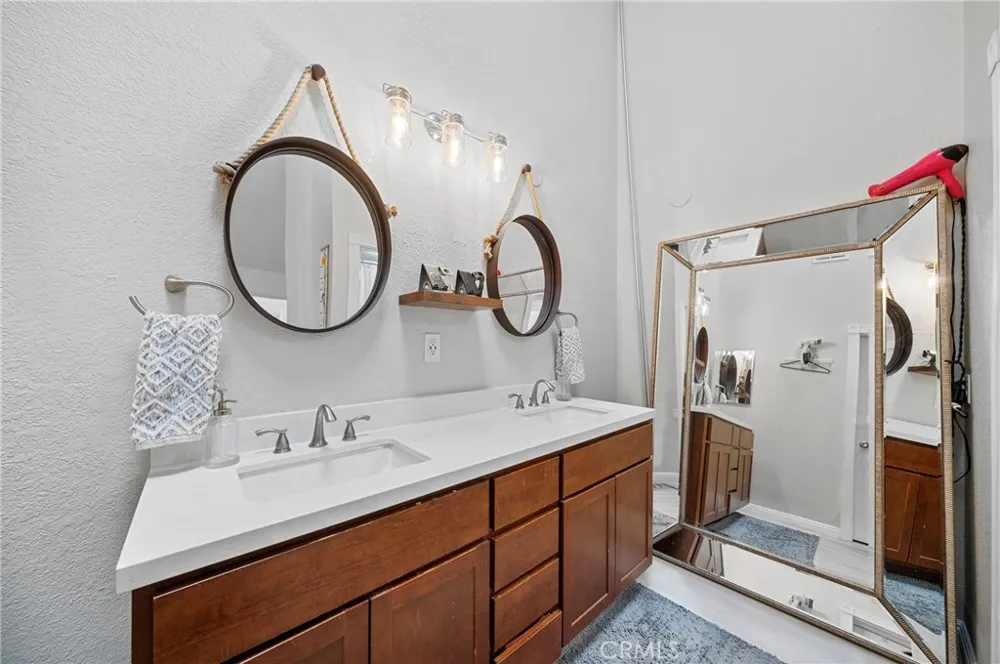 26701 Quail #82 Laguna Hills, CA 92656