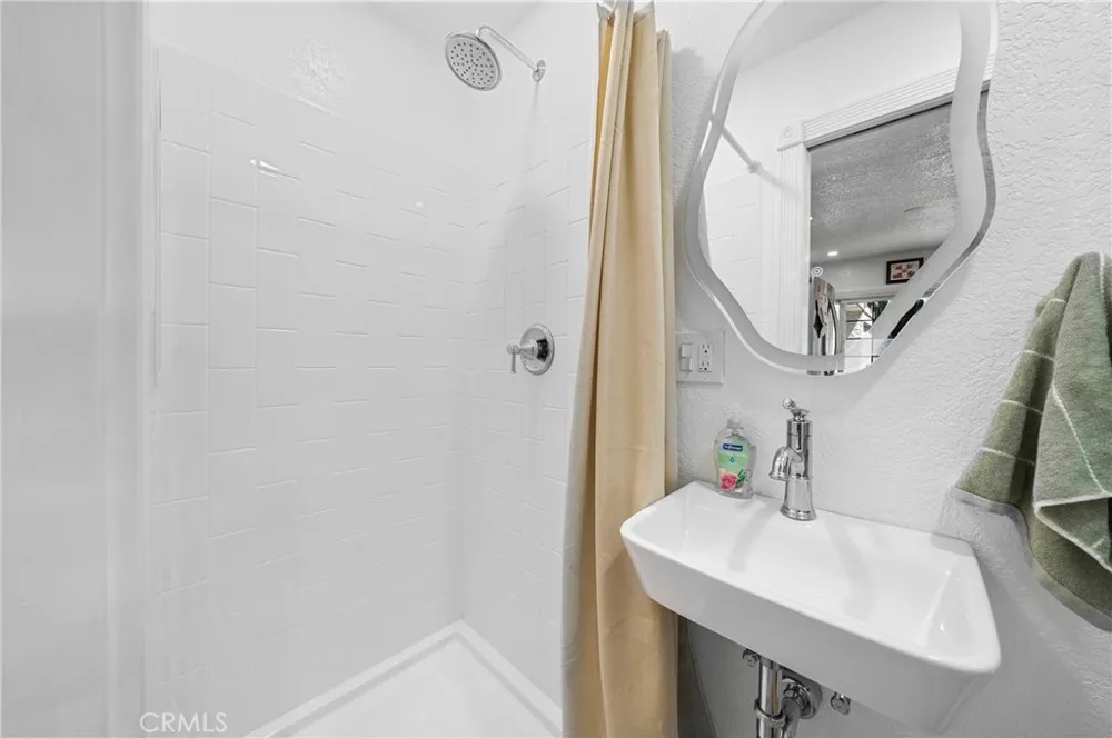 26701 Quail #82 Laguna Hills, CA 92656