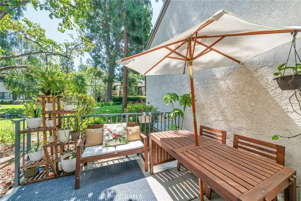 26701 Quail #82 Laguna Hills, CA 92656