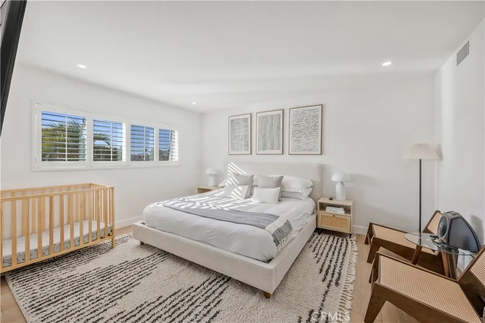 25266 Pacifica Mission Viejo, CA 92691