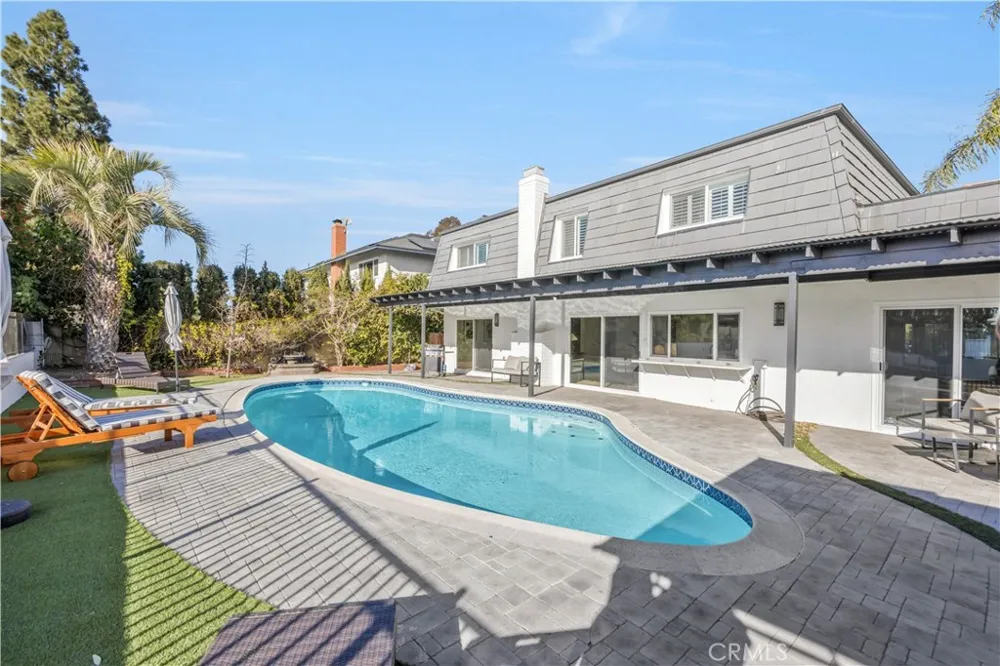 25266 Pacifica Mission Viejo, CA 92691