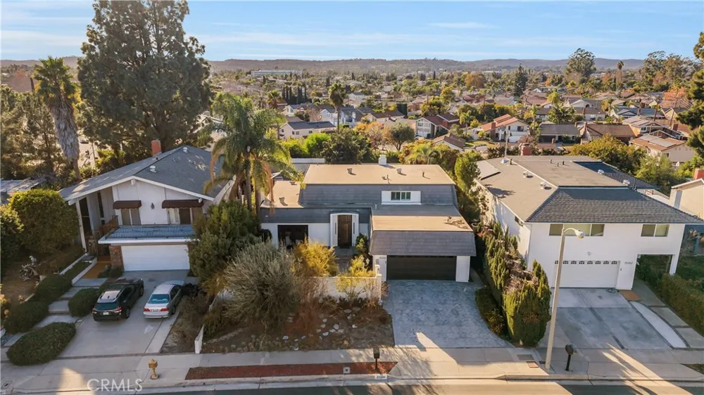 25266 Pacifica Mission Viejo, CA 92691