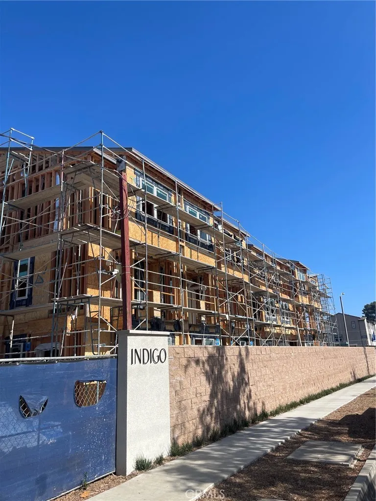 12721 Sky Place #8 Hawthorne, CA 90250