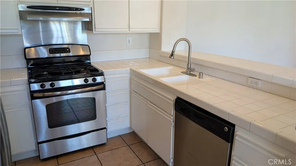 28446 Yosemite Lake Forest, CA 92679