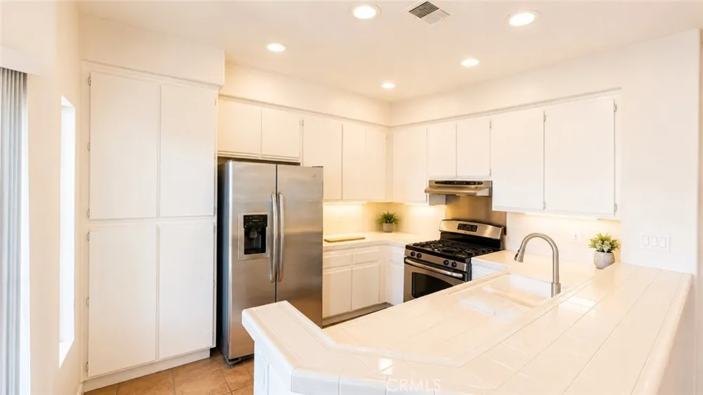 28446 Yosemite Lake Forest, CA 92679