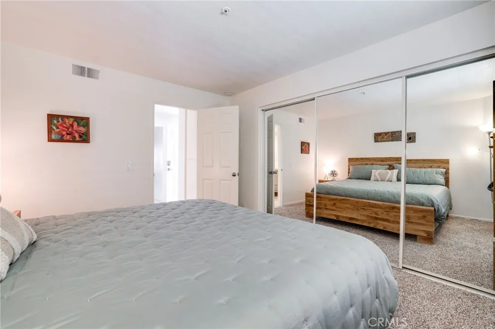 1200 Pacific Coast #327 Huntington Beach, CA 92648