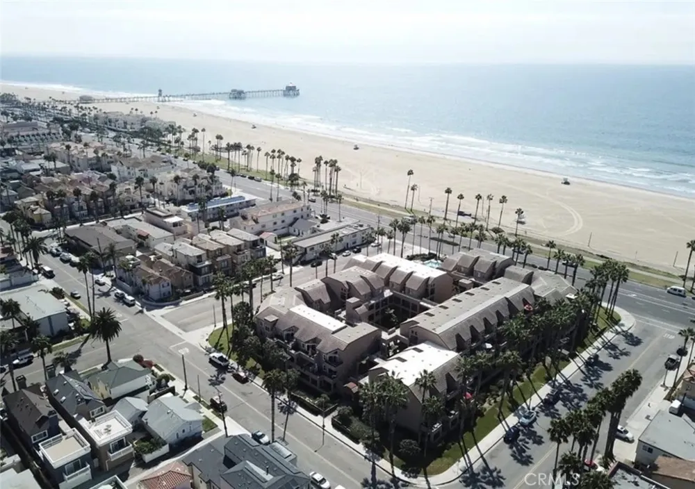 1200 Pacific Coast #327 Huntington Beach, CA 92648